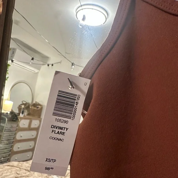 Wilfred Free Divinity Flare Jumpsuit Cognac XS NWT - Picture 5 of 7